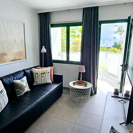 Hdfm Collection - Algas Lägenhet *