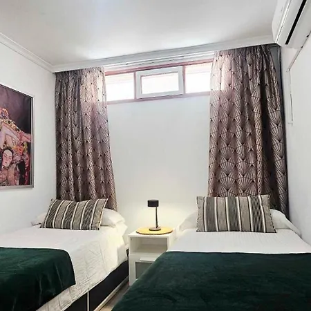 Hdfm Collection - Algas Lägenhet *